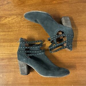 Frye Women Suede Strappy Rustic Western Boho Ankle Booties Heel Size 9.5